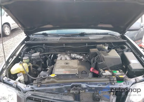 2002 Toyota Highlander Limited V6 z USA, uszkodzony, nr VIN JTEHF21A020049976